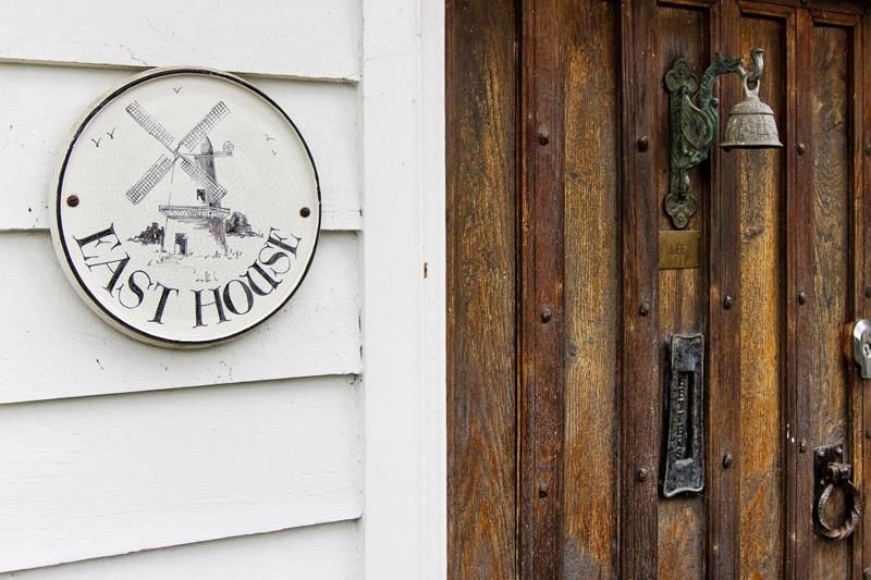 Property photo 2 of 11 Door.Jpg