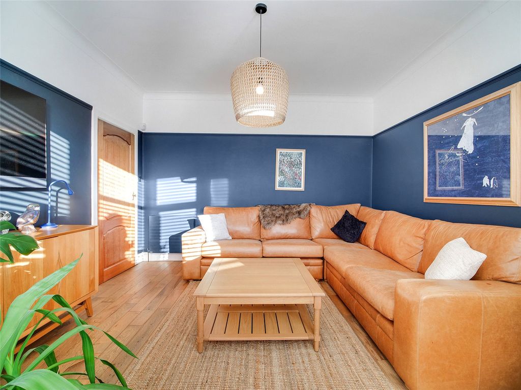 Property photo 3 of 19 Living Room