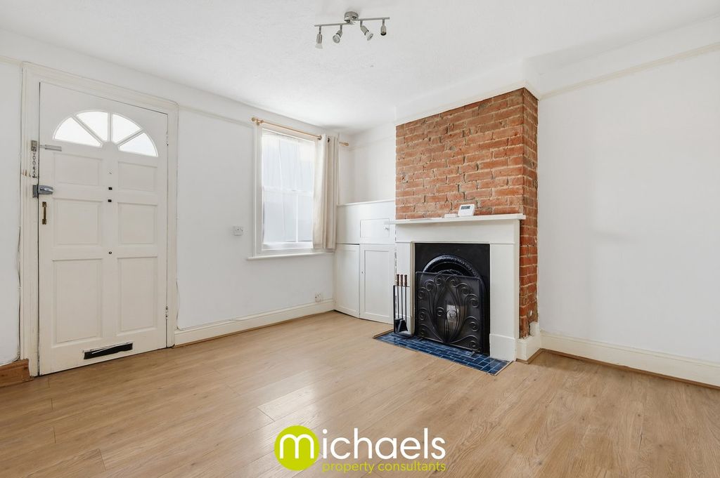 Property photo 3 of 17