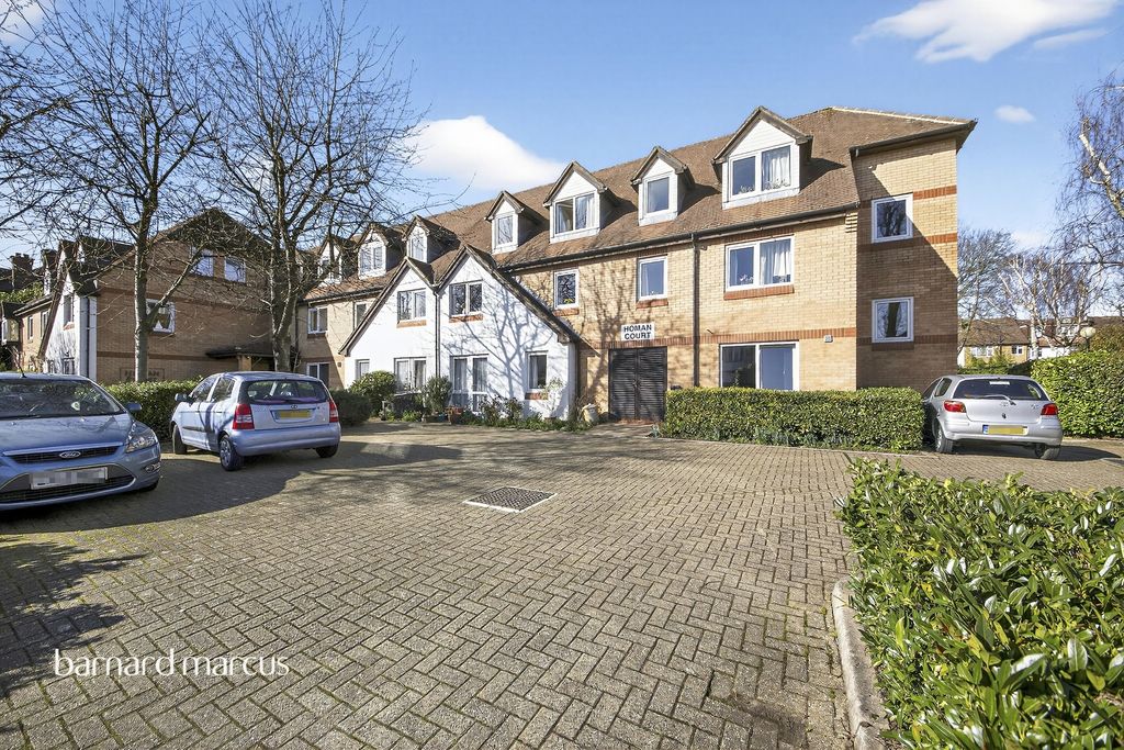 Property photo 1 of 11