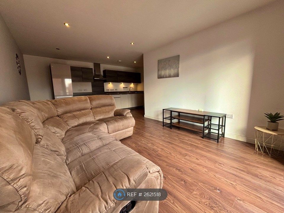 Property photo 3 of 12