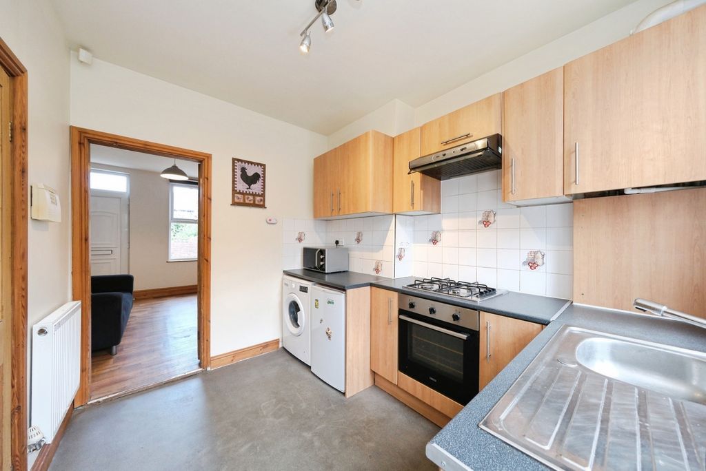 Property photo 3 of 11