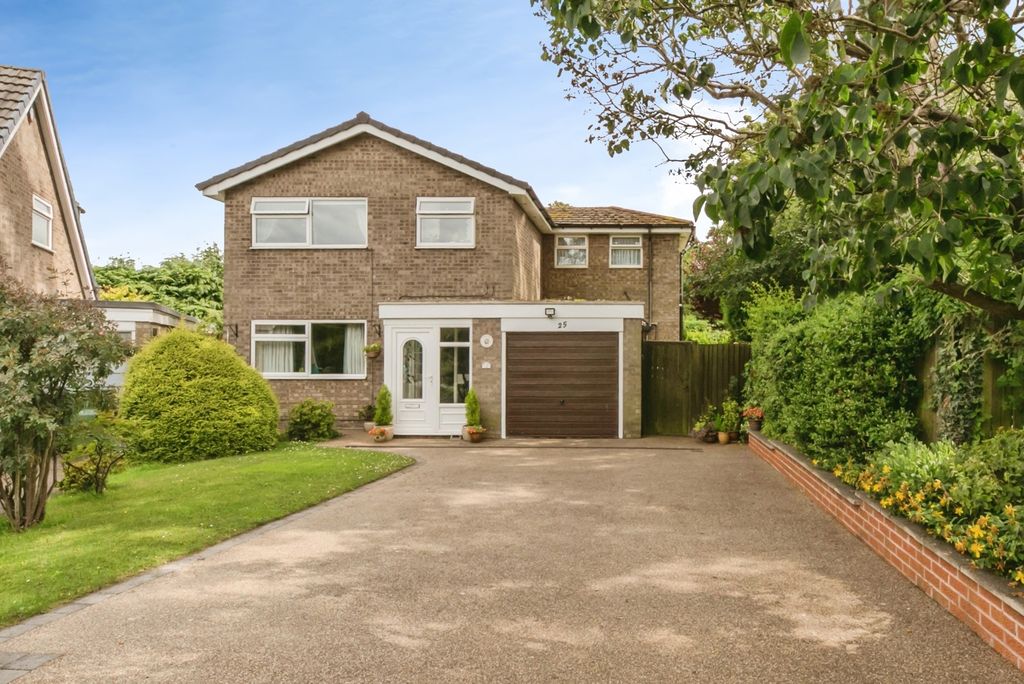 Property photo 1 of 17 Pbox-Img.Jpg