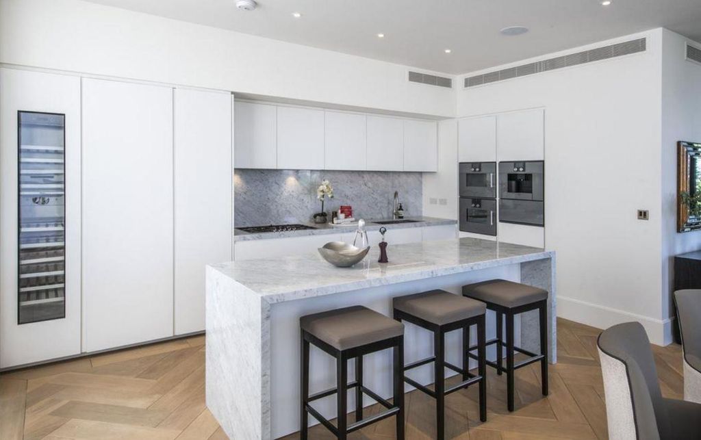 Property photo 3 of 15 5.Jpg