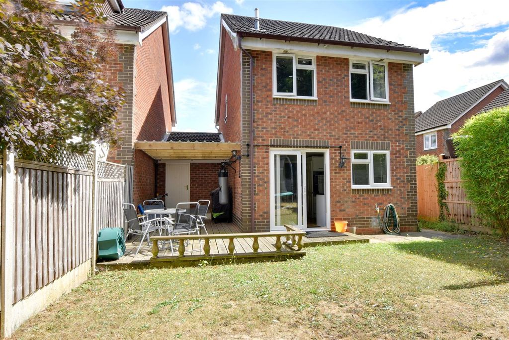 Property photo 2 of 18