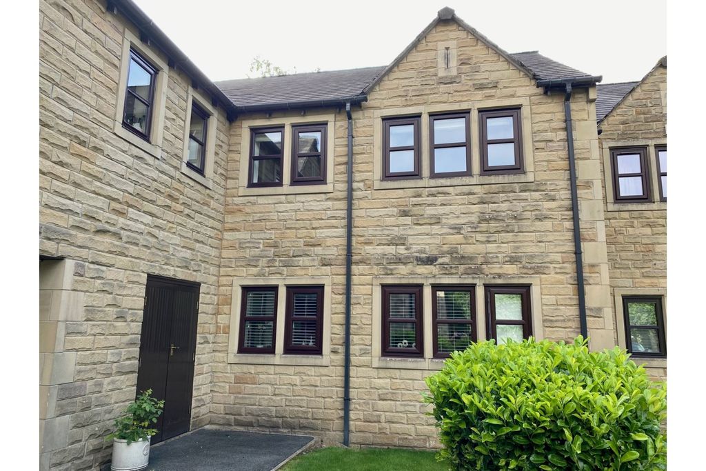 Property photo 2 of 19 Front View