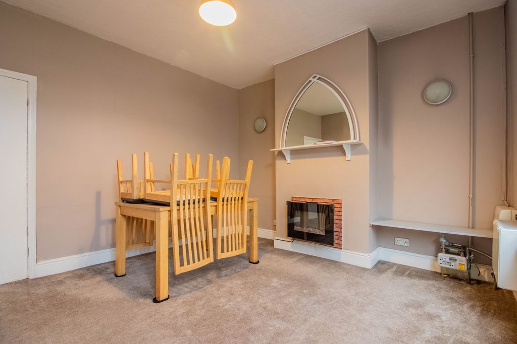 Property photo 1 of 16 E-2