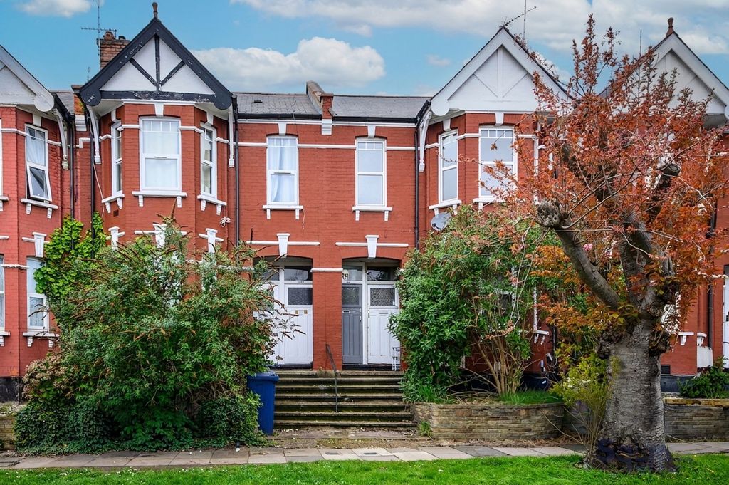 Property photo 2 of 16