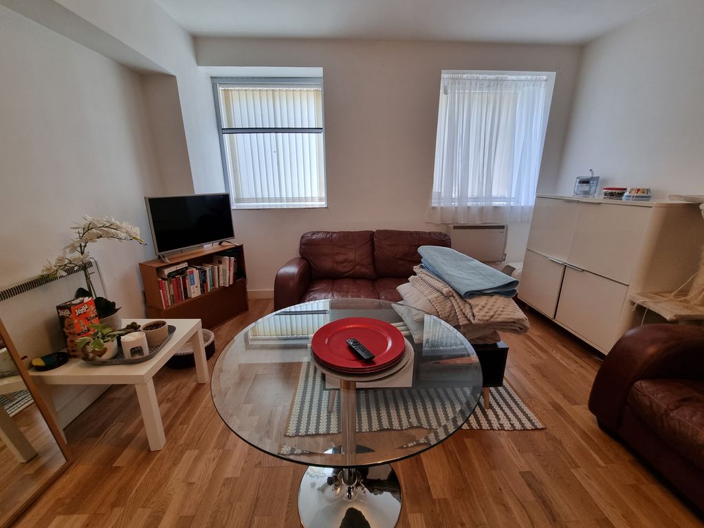 Property photo 3 of 10