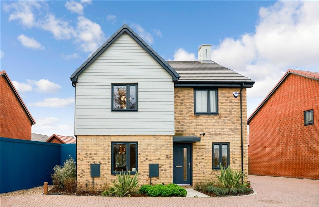 Property photo 1 of 16 Front