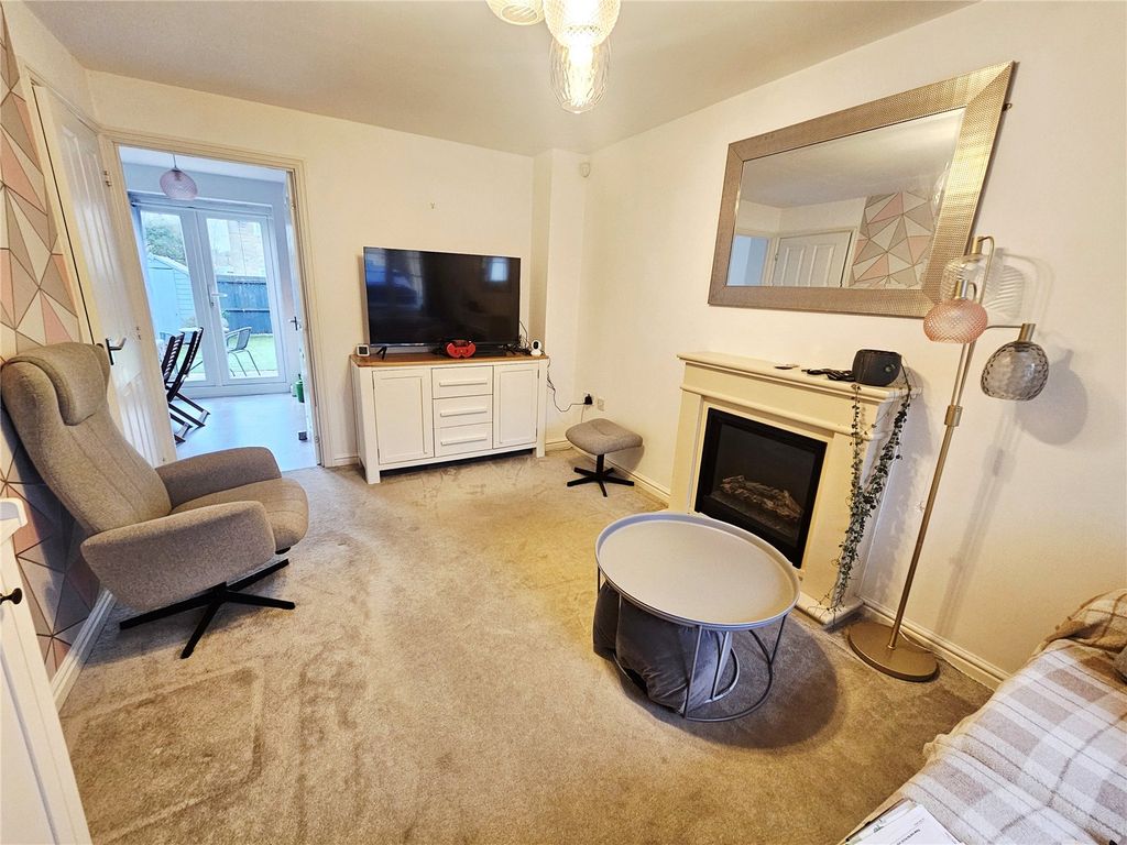 Property photo 3 of 16 Picture No. 22