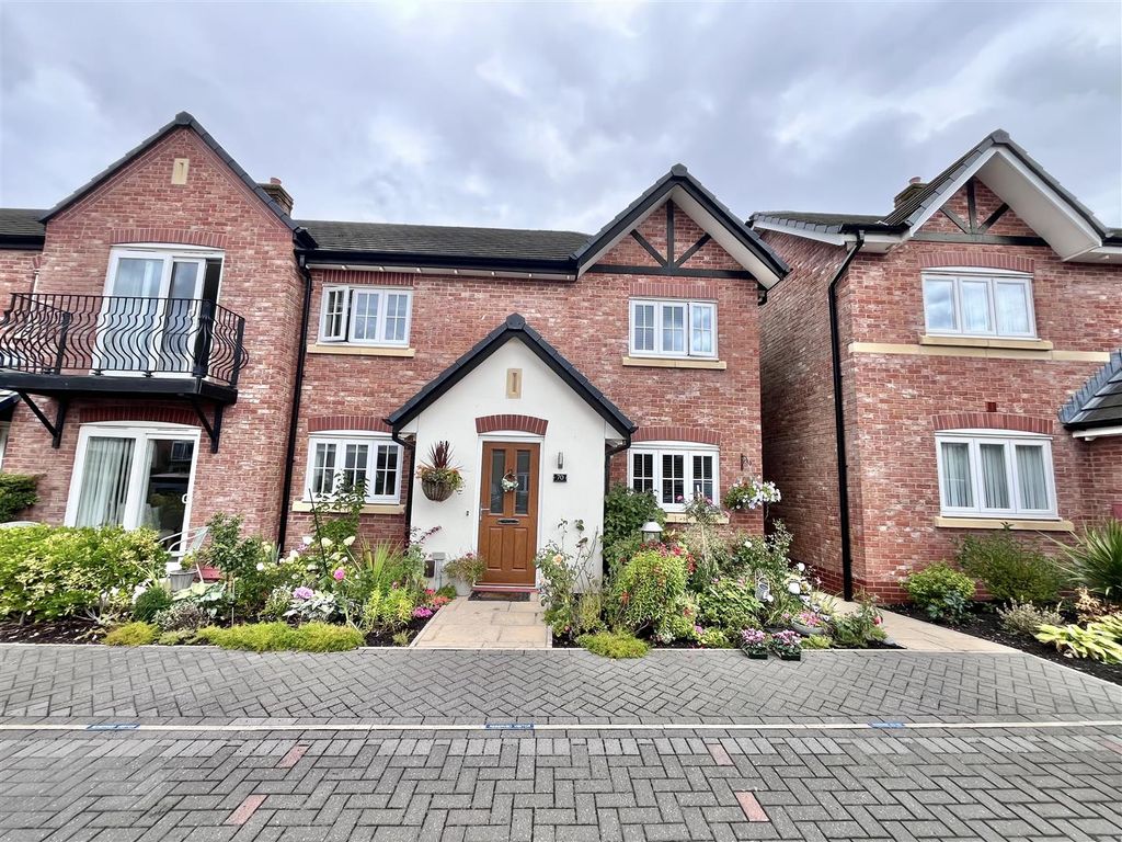 Property photo 1 of 30