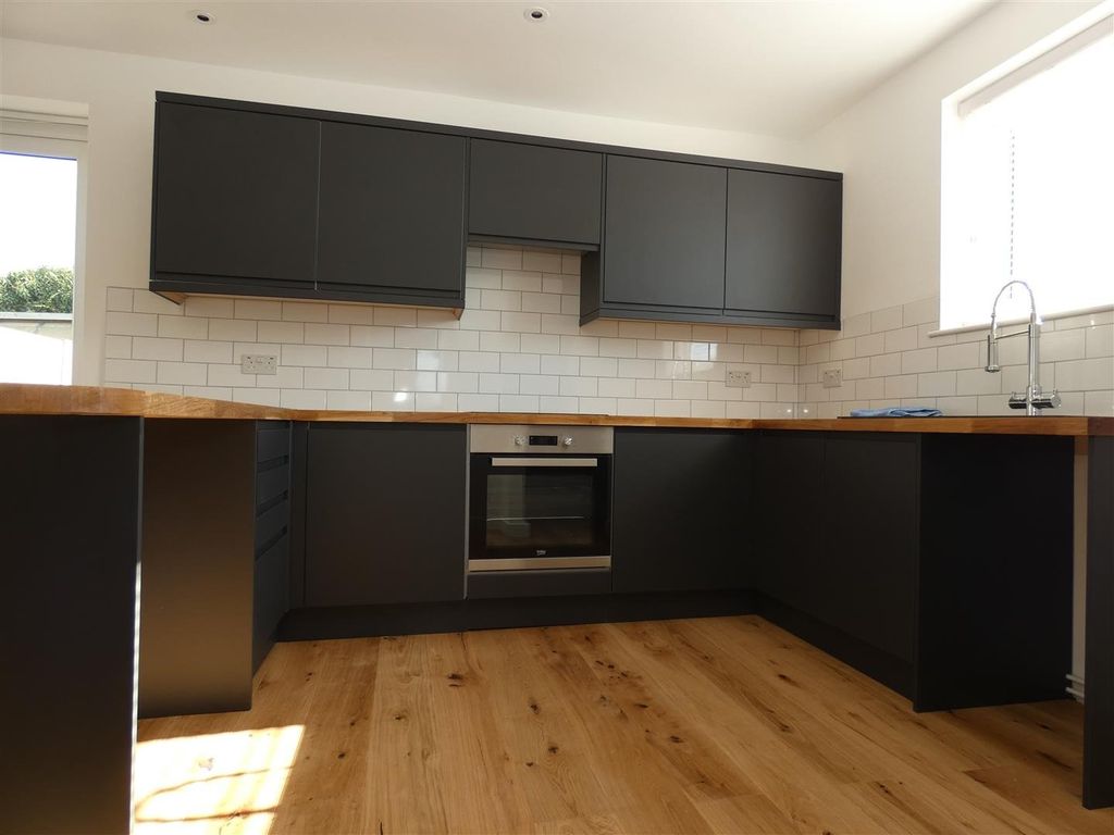 Property photo 2 of 10 Picture 2