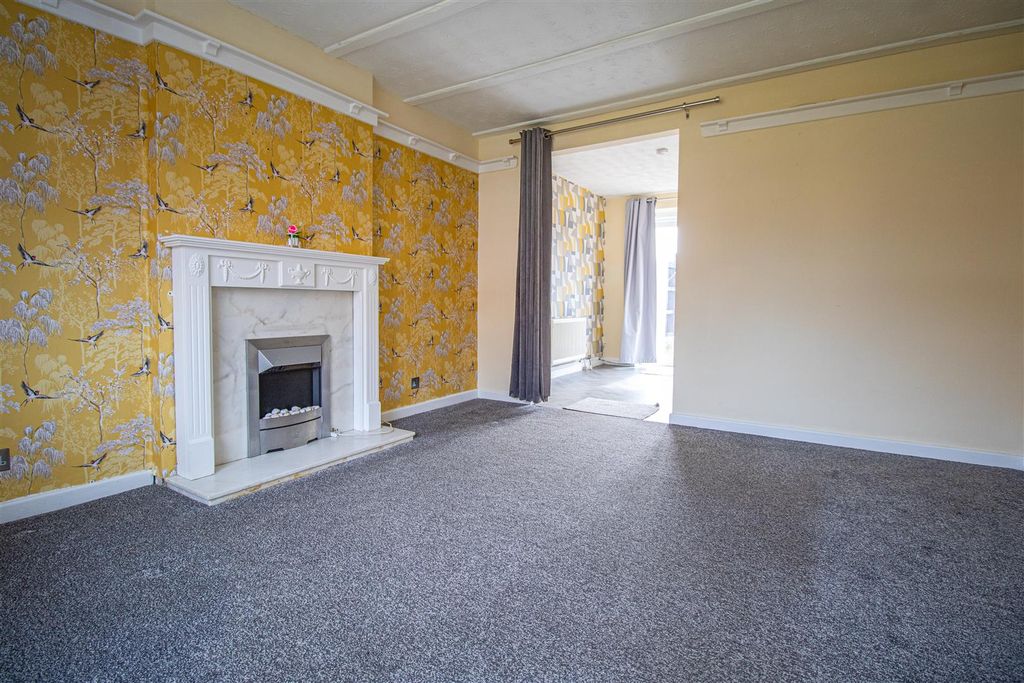 Property photo 2 of 10 Reception 1