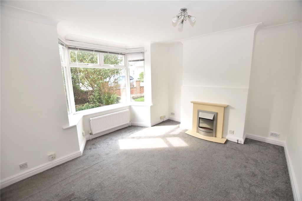 Property photo 2 of 12 Picture No. 02
