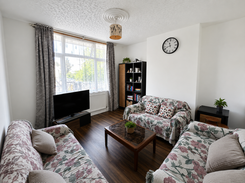 Property photo 3 of 17 Gallery