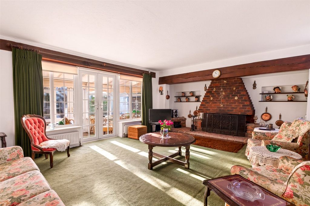 Property photo 2 of 32 Picture No. 19