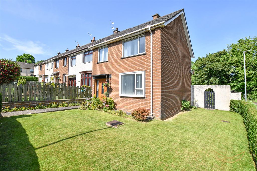 Property photo 1 of 32 Dhp-2.Jpg