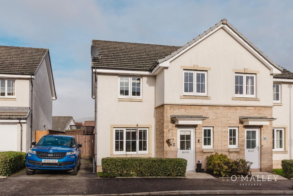 Property photo 1 of 15 Front External