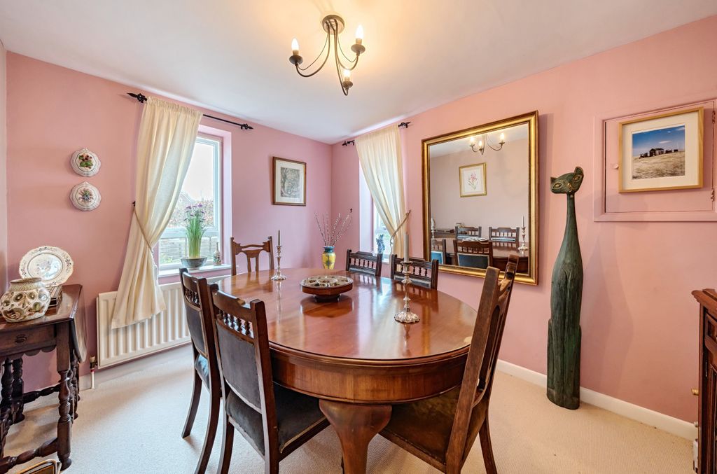 Property photo 3 of 18 978667 (19).Jpg