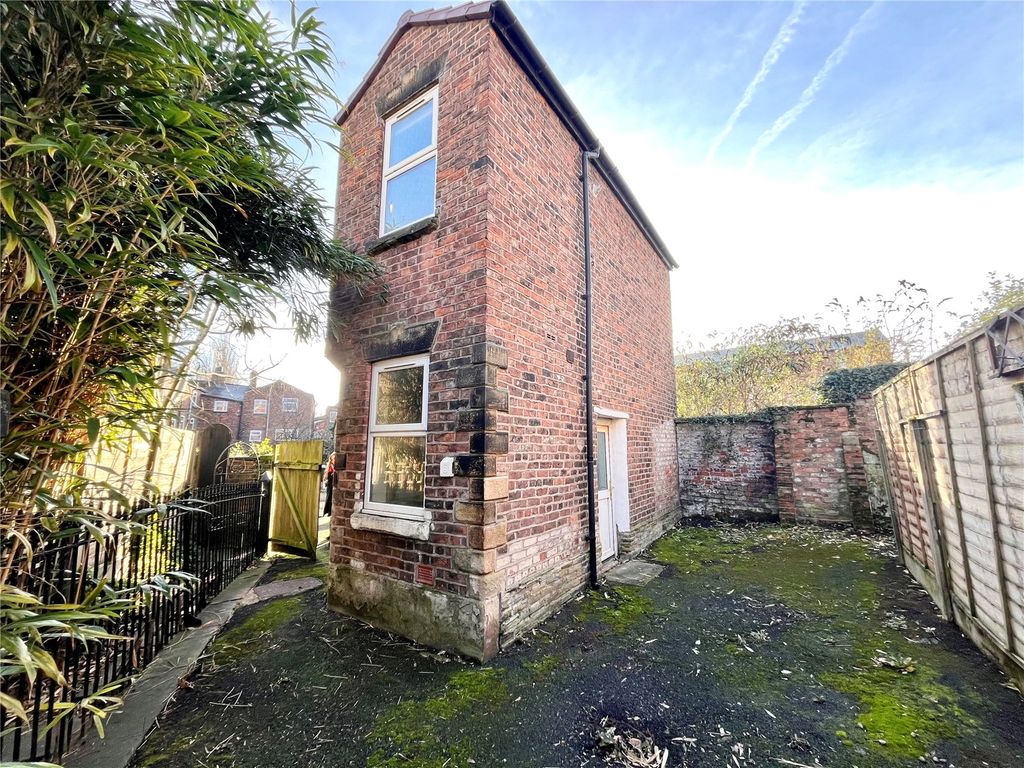 Property photo 2 of 17 Rear