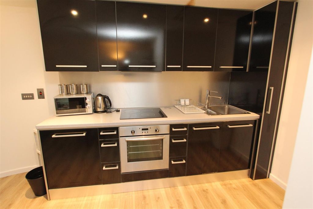 Property photo 2 of 9 Modern Gloss Kitchen With Integrated Appliances...
