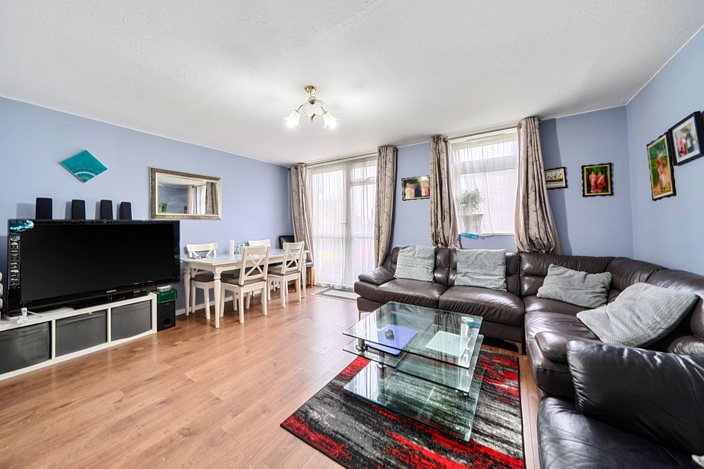 Property photo 3 of 20 Photo 3