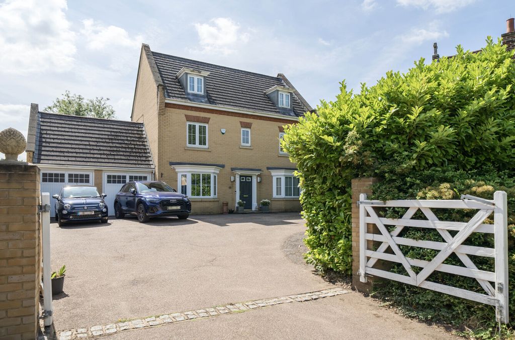 Property photo 1 of 24 1306328-1-6852Bf2...