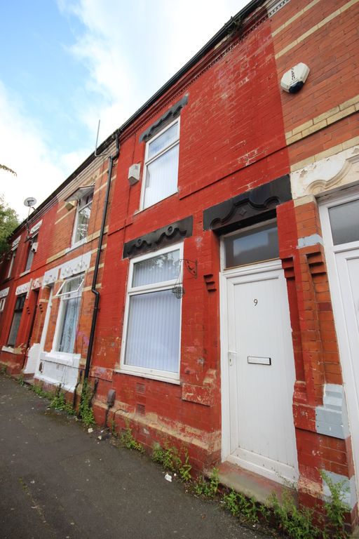Property photo 1 of 8