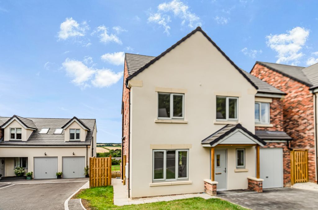 Property photo 1 of 29 Advert-65