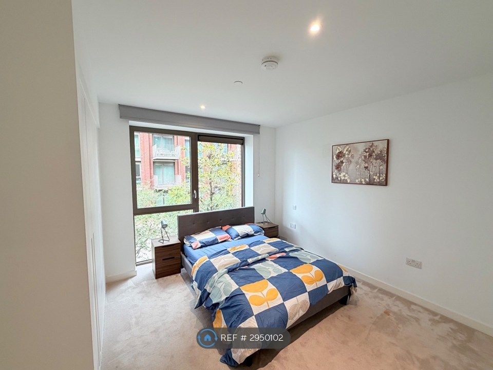 Property photo 3 of 23