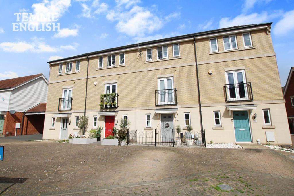 Property photo 1 of 28