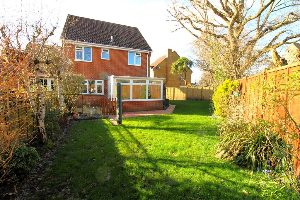 Property photo 3 of 17 Picture No. 12