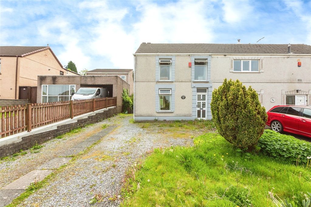 Property photo 1 of 19 Picture No. 18