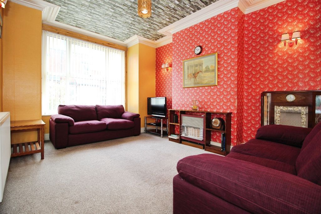 Property photo 2 of 16