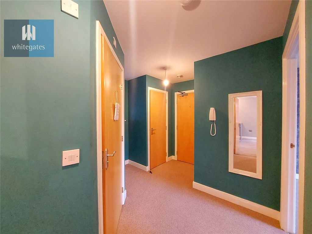 Property photo 2 of 10 Picture No. 12