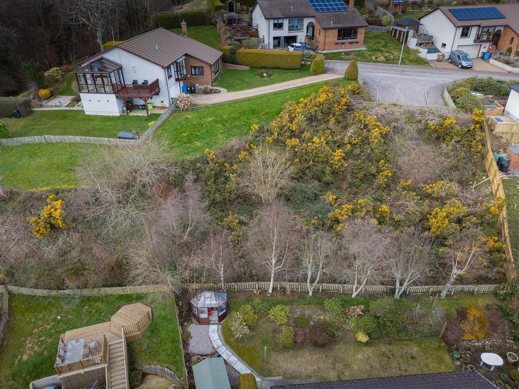 Property photo 3 of 8