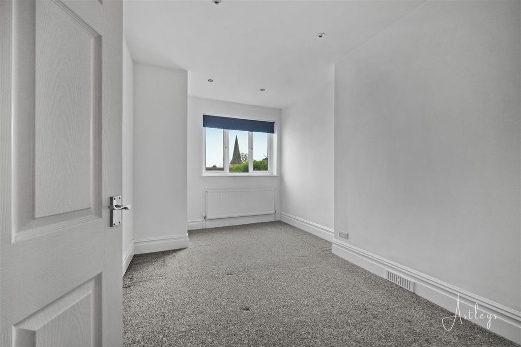 Additional image 9 of 3 bed flat for saleEversley Road, Sketty, Swansea SA2