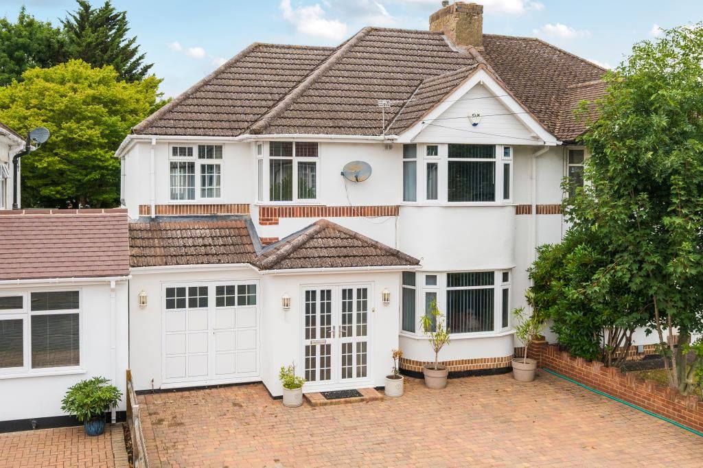 Property photo 1 of 25 External View