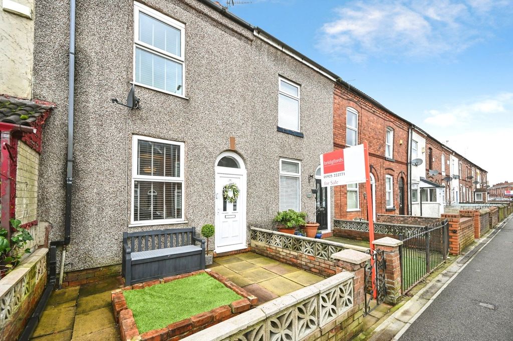 Property photo 1 of 16 Pbox-Img.Jpg