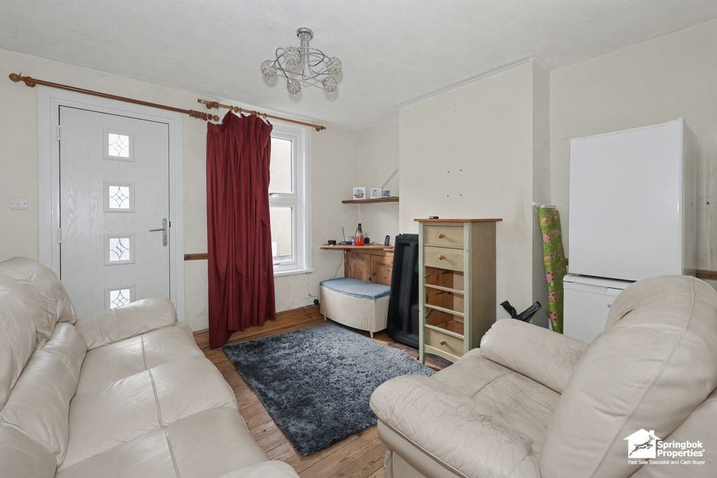 Property photo 2 of 12 Image 1