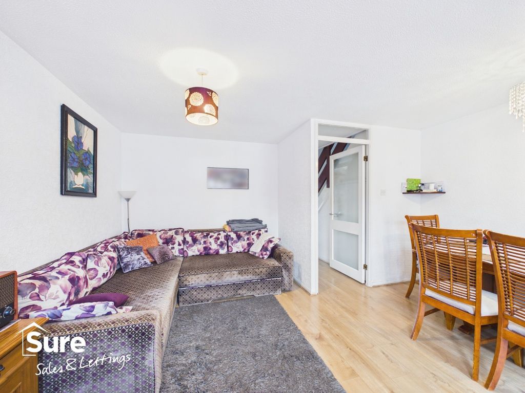 Property photo 3 of 19 5050073