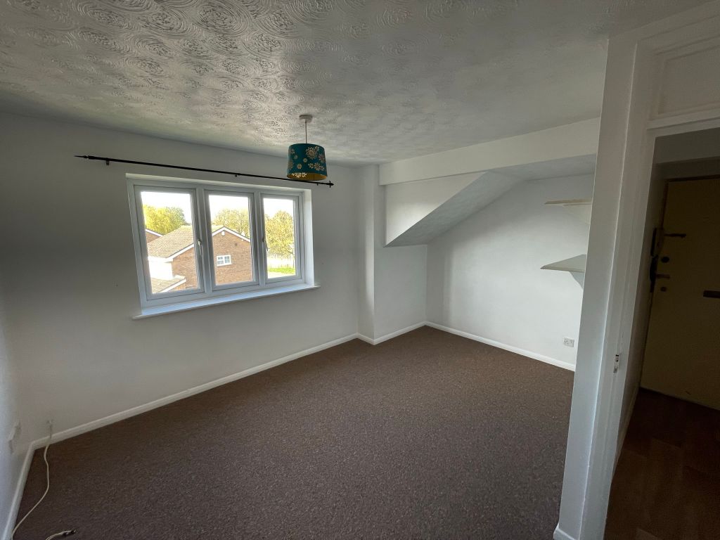Property photo 2 of 9 Photo 02