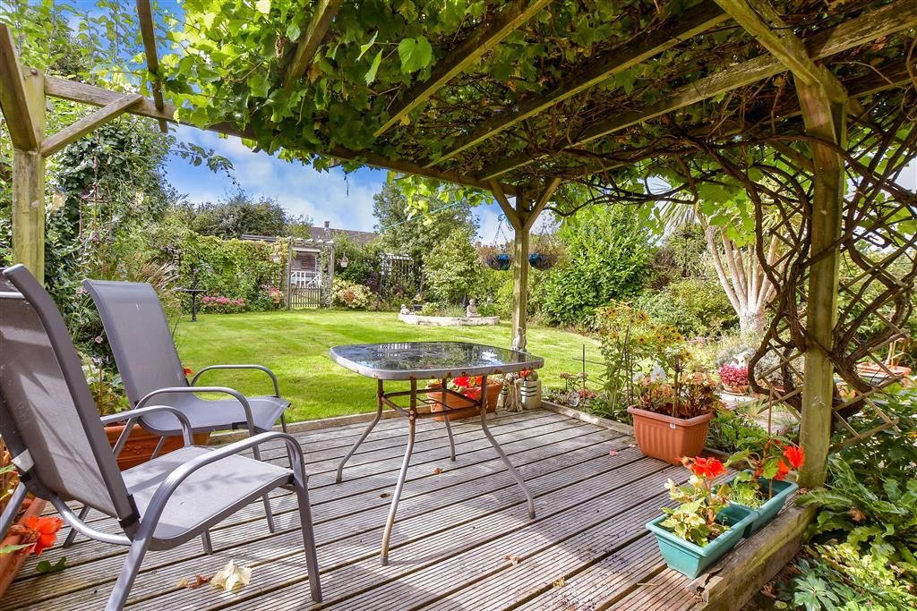 Property photo 3 of 15 Patio / Decking