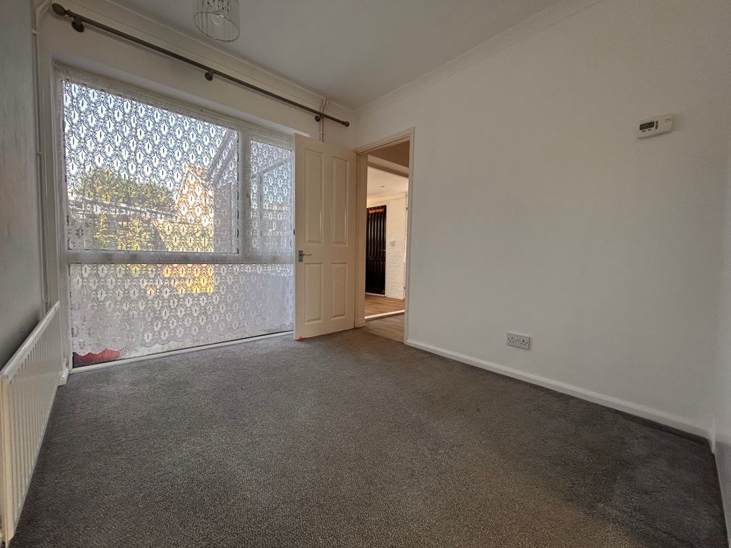 Property photo 3 of 12 Image