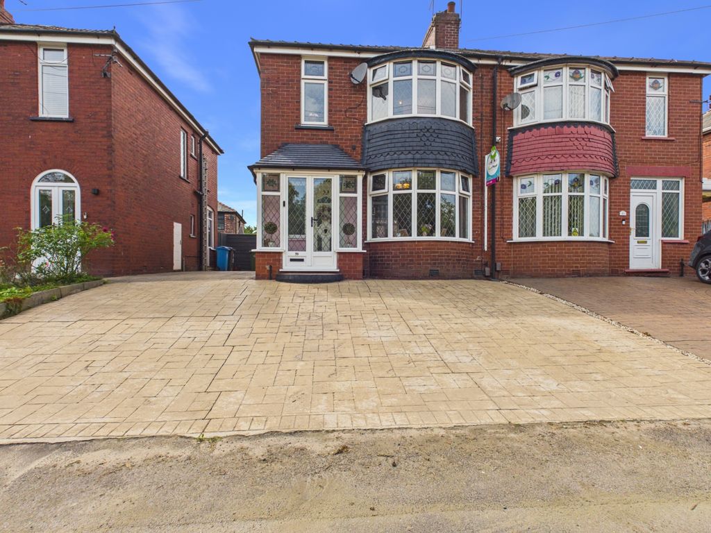 Property photo 1 of 24 Cam03729G0-Pr0391-Still028