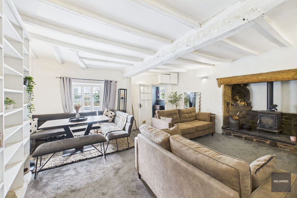 Property photo 2 of 24