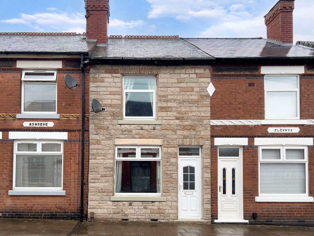 Property photo 1 of 10 Front