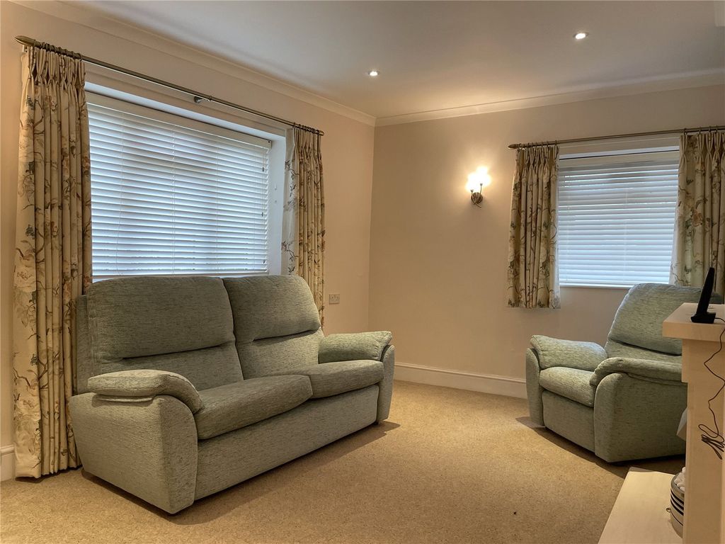 Property photo 3 of 16 Picture No. 08