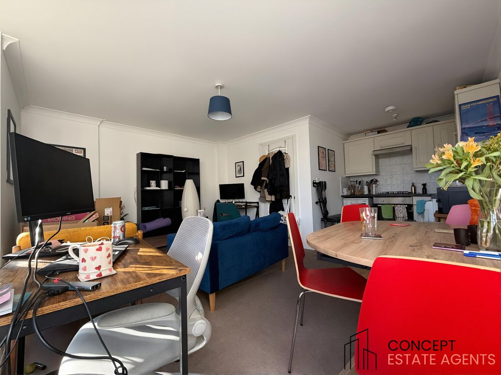 Property photo 2 of 4